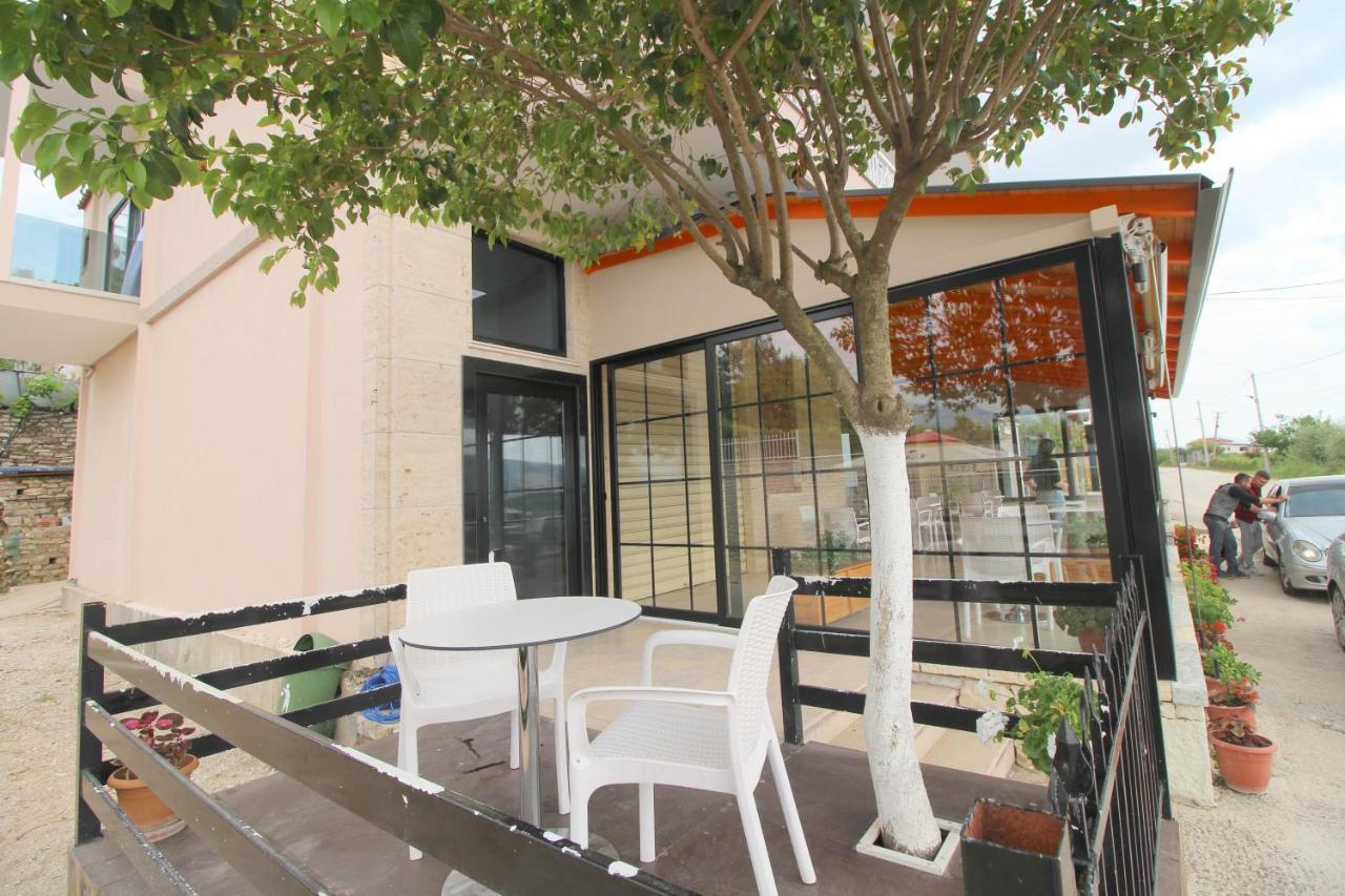 Juer Hotel Bajkaj Exterior foto
